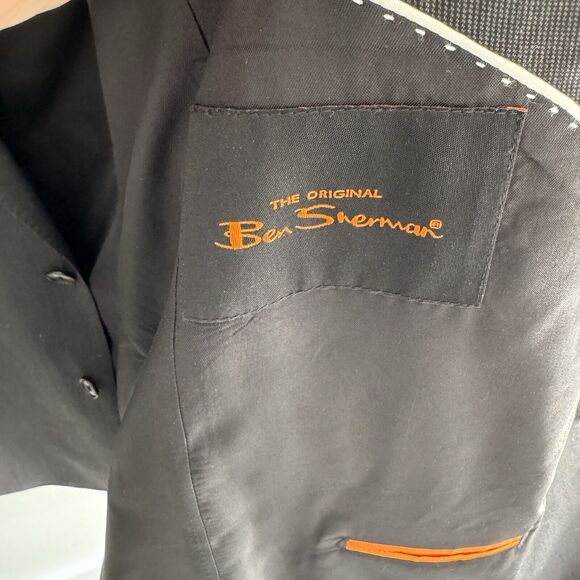 Mens Ben Sherman 100% wool Black Pin Striped Two Button Blazer 44L - Picture 2 of 5